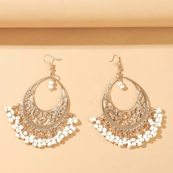 Western Earrings - Picture 2 of 3